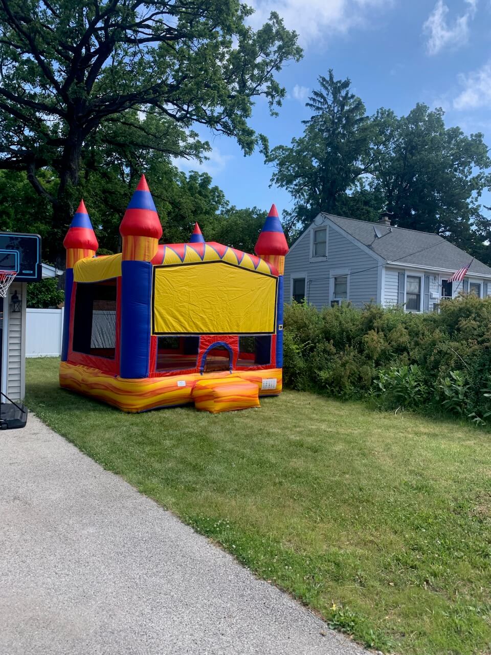 Turbo castle with basketball hoop - $155.00